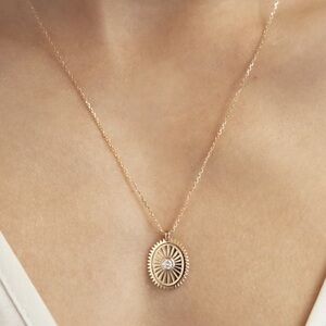 Vrai Inner Light Medallion Necklace